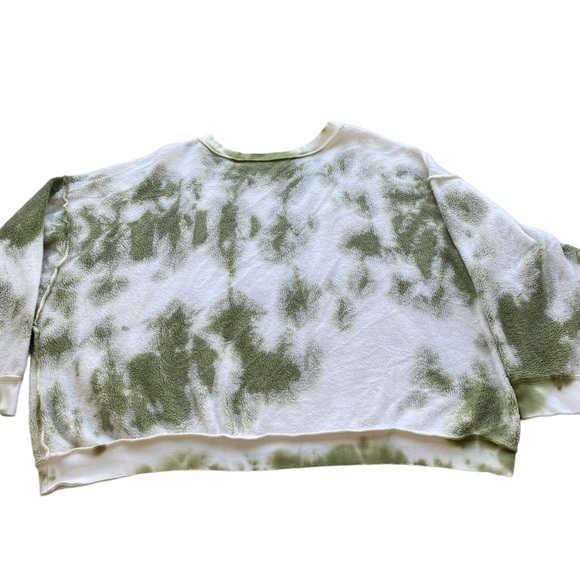 FREE PEOPLE Women’s Kelly Washed Green Tie Dye Sweatshirt/Short Set  Size: Small - Picture 4 of 11